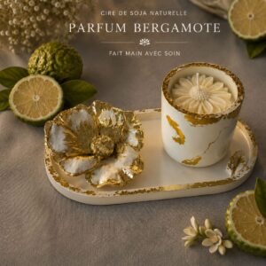 Bougie parfumée à la bergamote dans contenant et plateau en Raysin marbré faits main